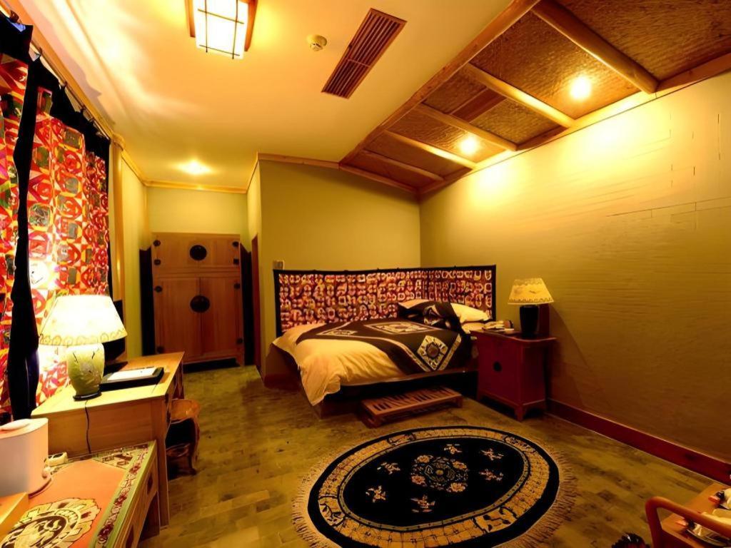The Silk Road Dunhuang Hotel Exterior photo
